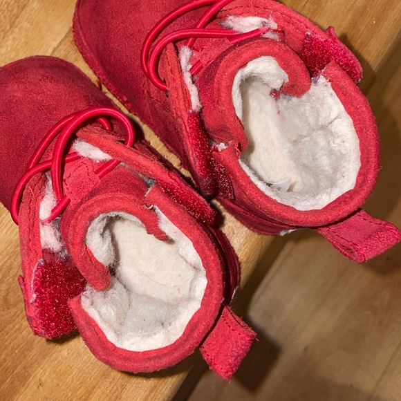 UGG Suede Toddler Booties - Picture 7 of 7